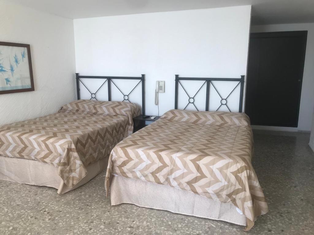 Suite Frente Al Mar En Torres Gemelas أكابولكو المظهر الخارجي الصورة