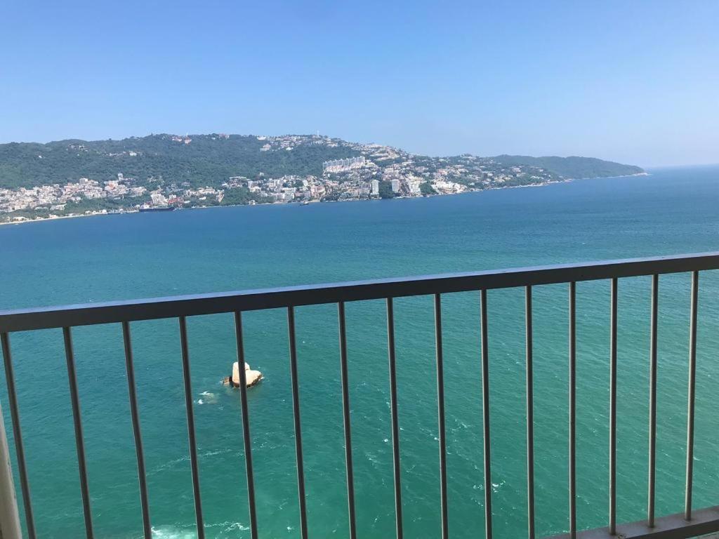 Suite Frente Al Mar En Torres Gemelas أكابولكو المظهر الخارجي الصورة